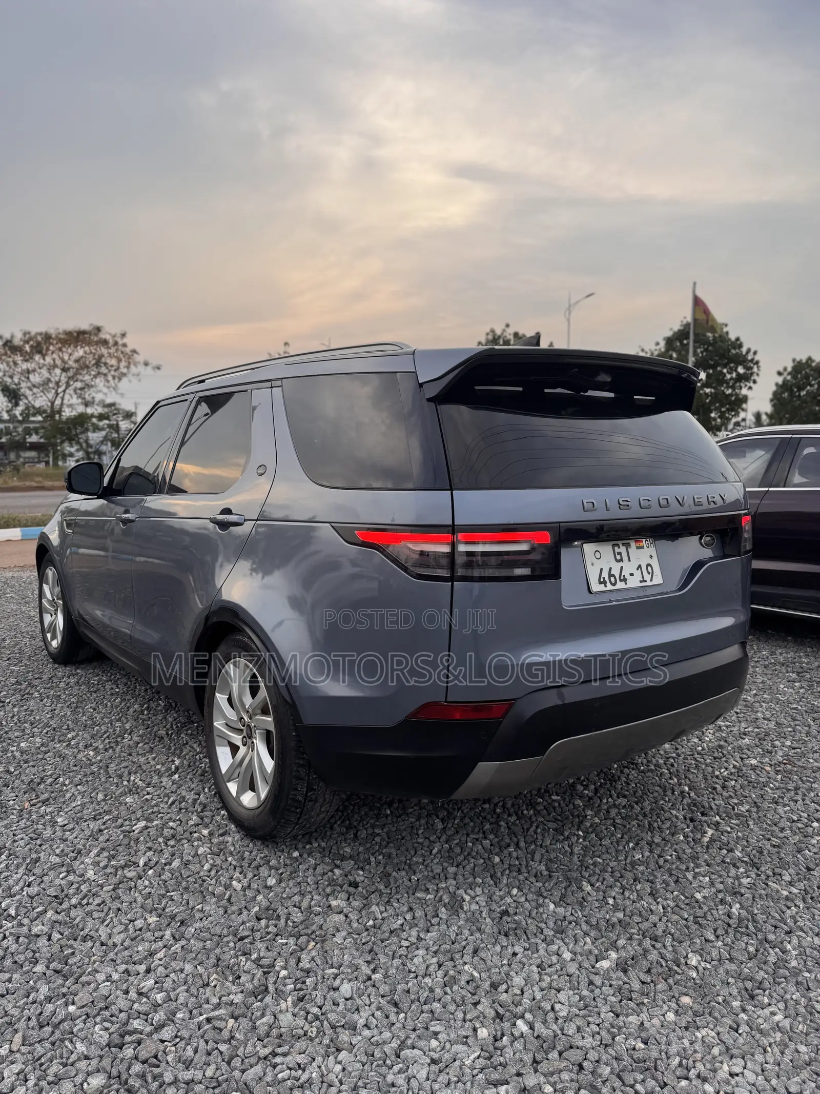 Land Rover Discovery HSE Diesel 4x4 2017 Blue