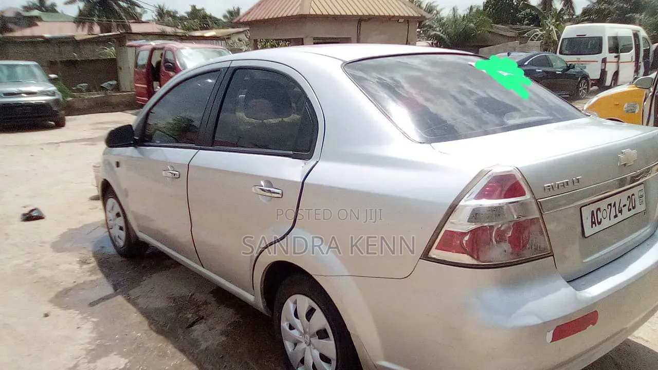 Chevrolet Aveo 1.2 Sedan T250 2011 Silver