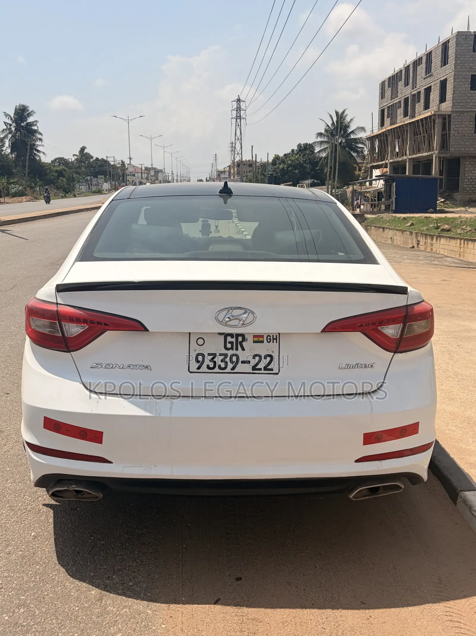Hyundai Sonata Limited 2.0T 4dr Sedan (2.0L 4cyl Turbo 6A) 2015 White