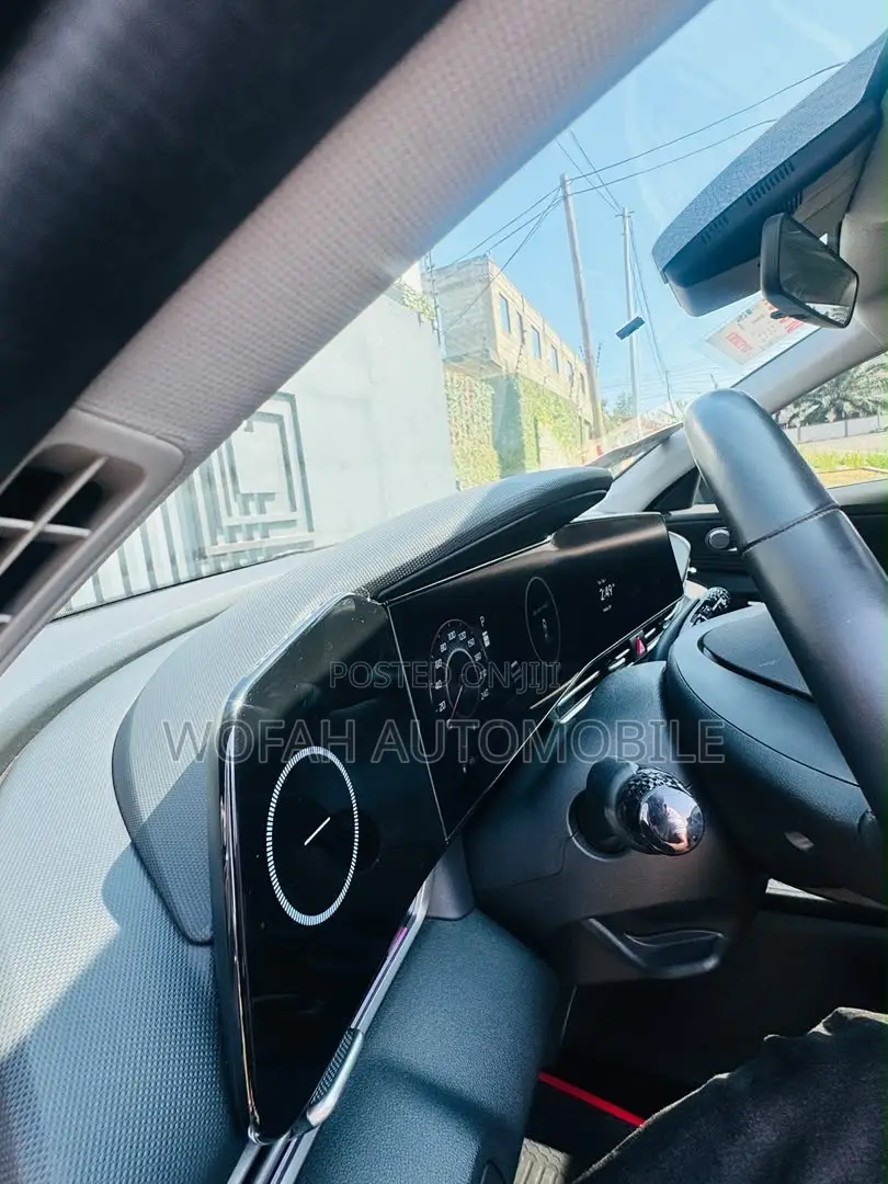Hyundai Elantra 2025 Black