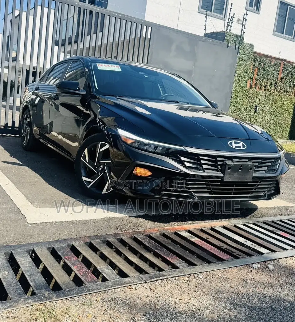 Hyundai Elantra 2025 Black