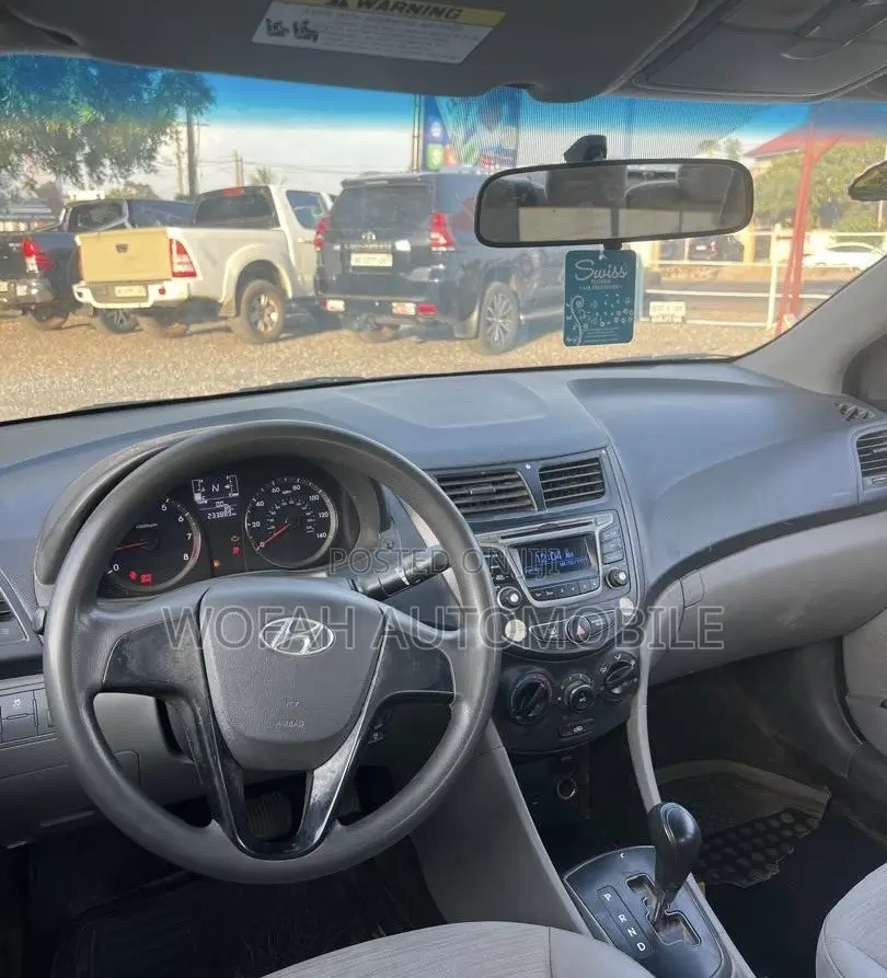 Hyundai Accent 2017 Gray