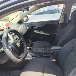 Toyota Corolla 2013 Gray