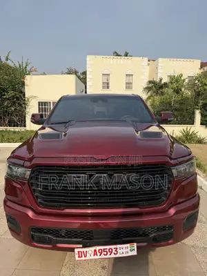 RAM 1500 Limited Crew Cab 4WD 5.6 ft SB 2023 Burgundy