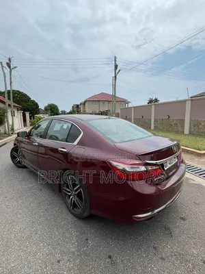 Honda Accord EX 4dr Sedan FWD (2.4L 4cyl 2A) 2016 Pink