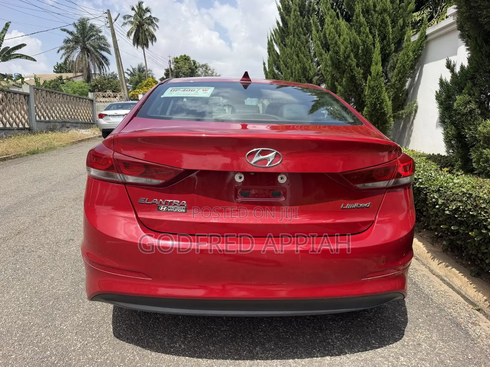 Hyundai Elantra Limited 2018 Red