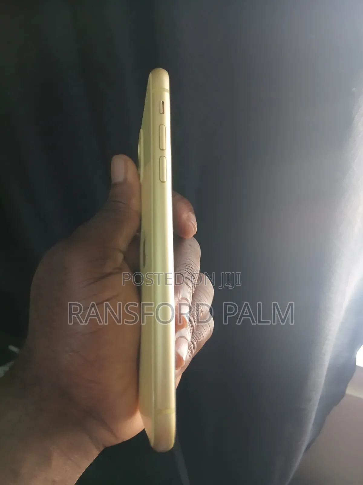 Apple iPhone 11 128 GB Yellow