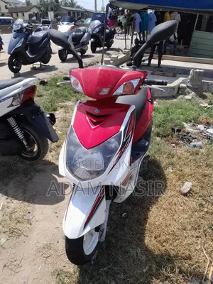Yamaha 2020 White