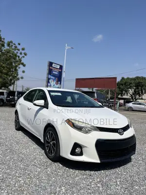 Toyota Corolla 2016 White