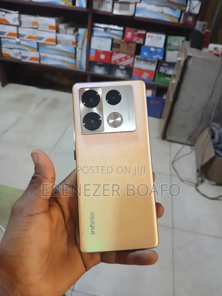 Infinix Note 40 Pro 256 GB Gold