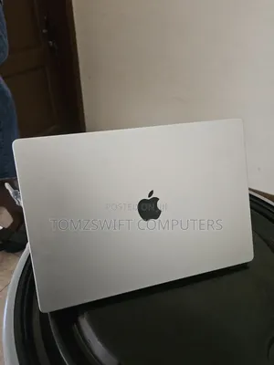 Desktop Computer Apple Mac Pro 32GB Apple M1 Max SSHD (Hybrid) 1T