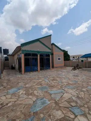 Mini Flat in Ola Achool Area for rent