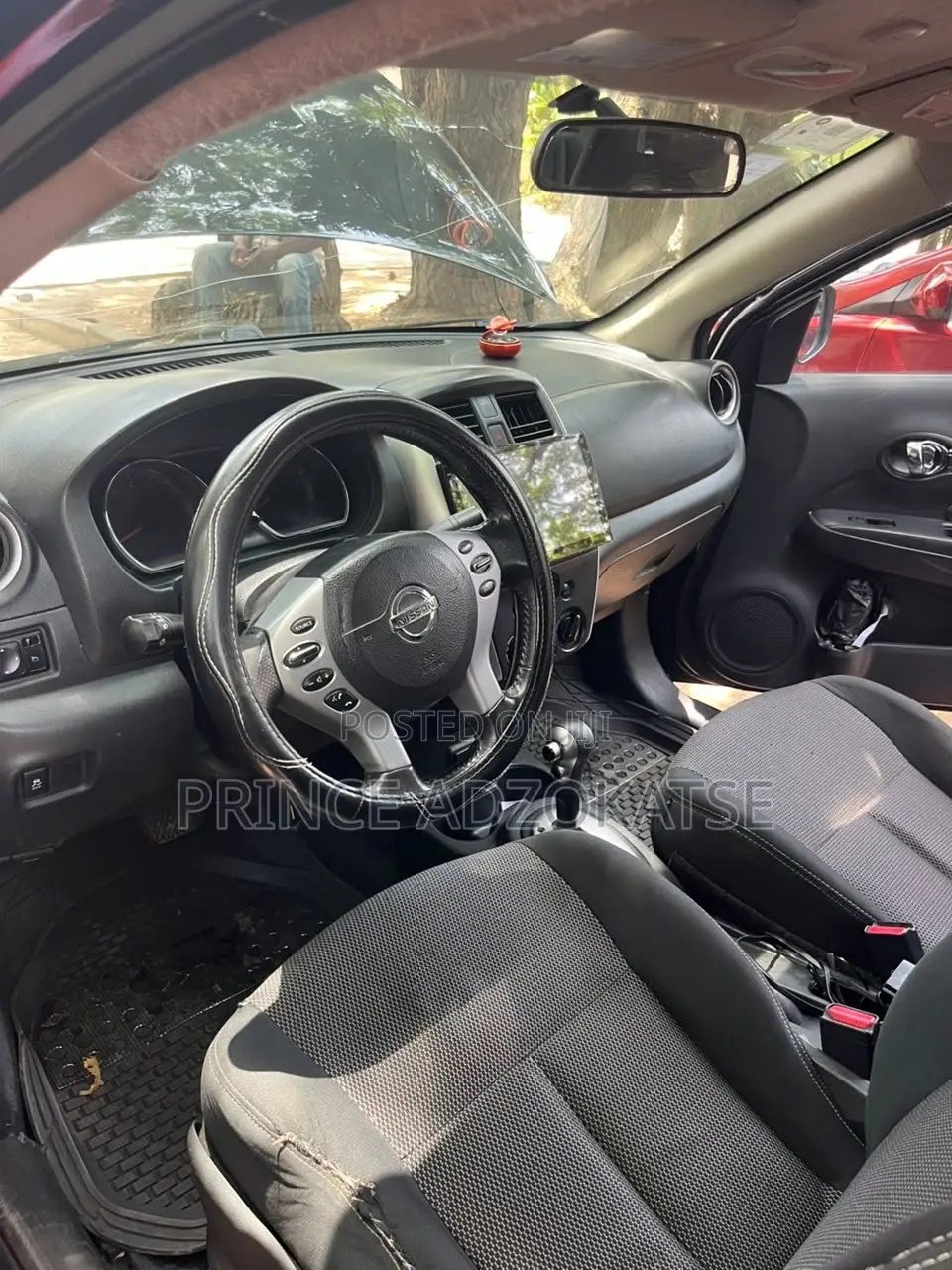 Nissan Versa 1.6 SV 2017 Black
