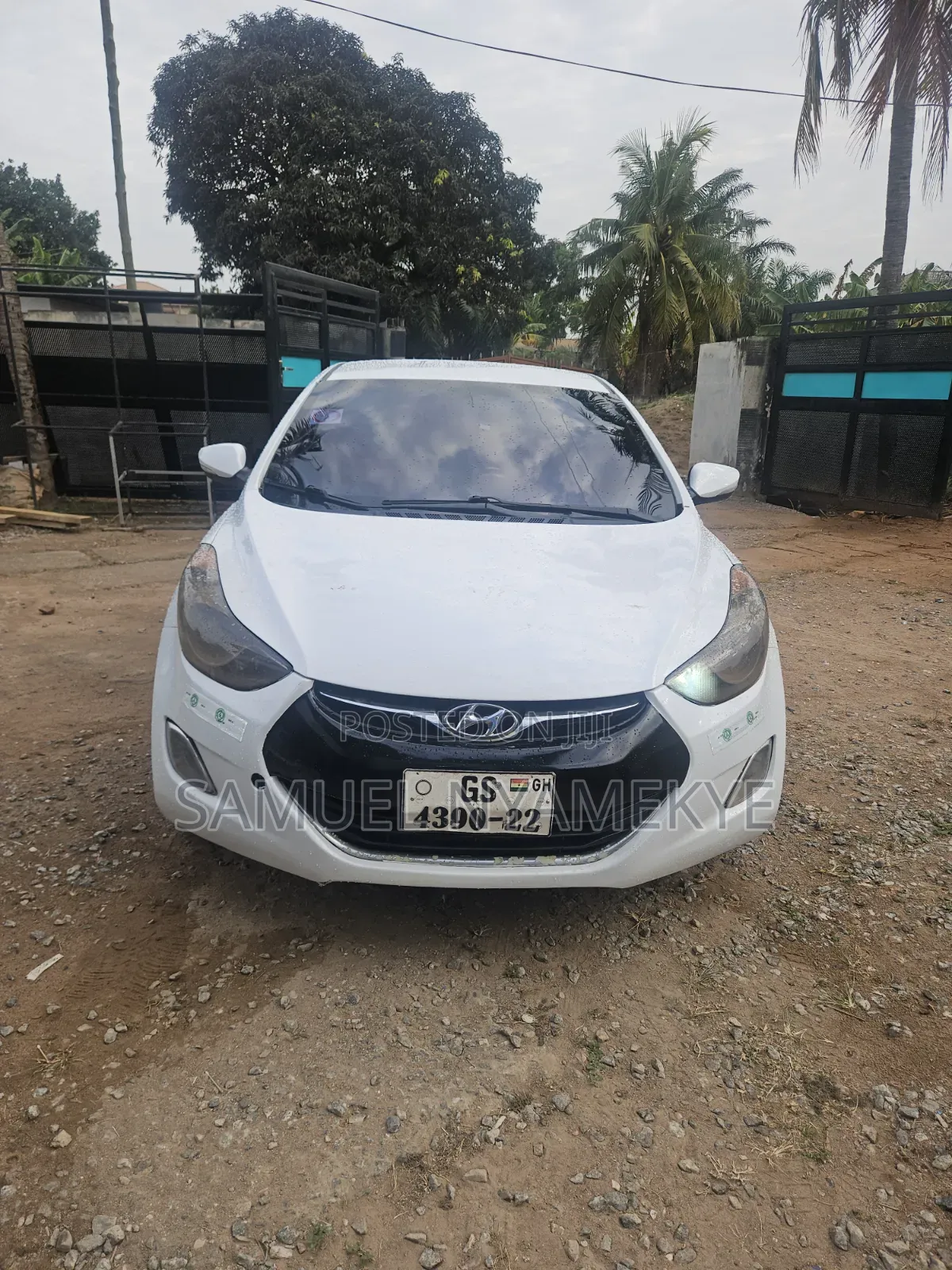 Hyundai Elantra 2012 White