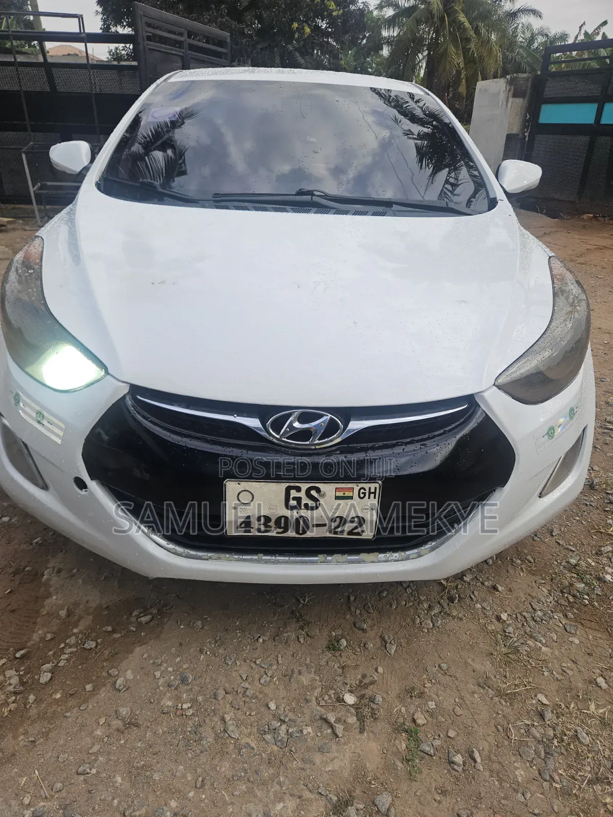 Hyundai Elantra 2012 White