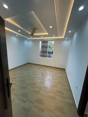 1bdrm Room & Parlour in Pantang, Barrier for rent