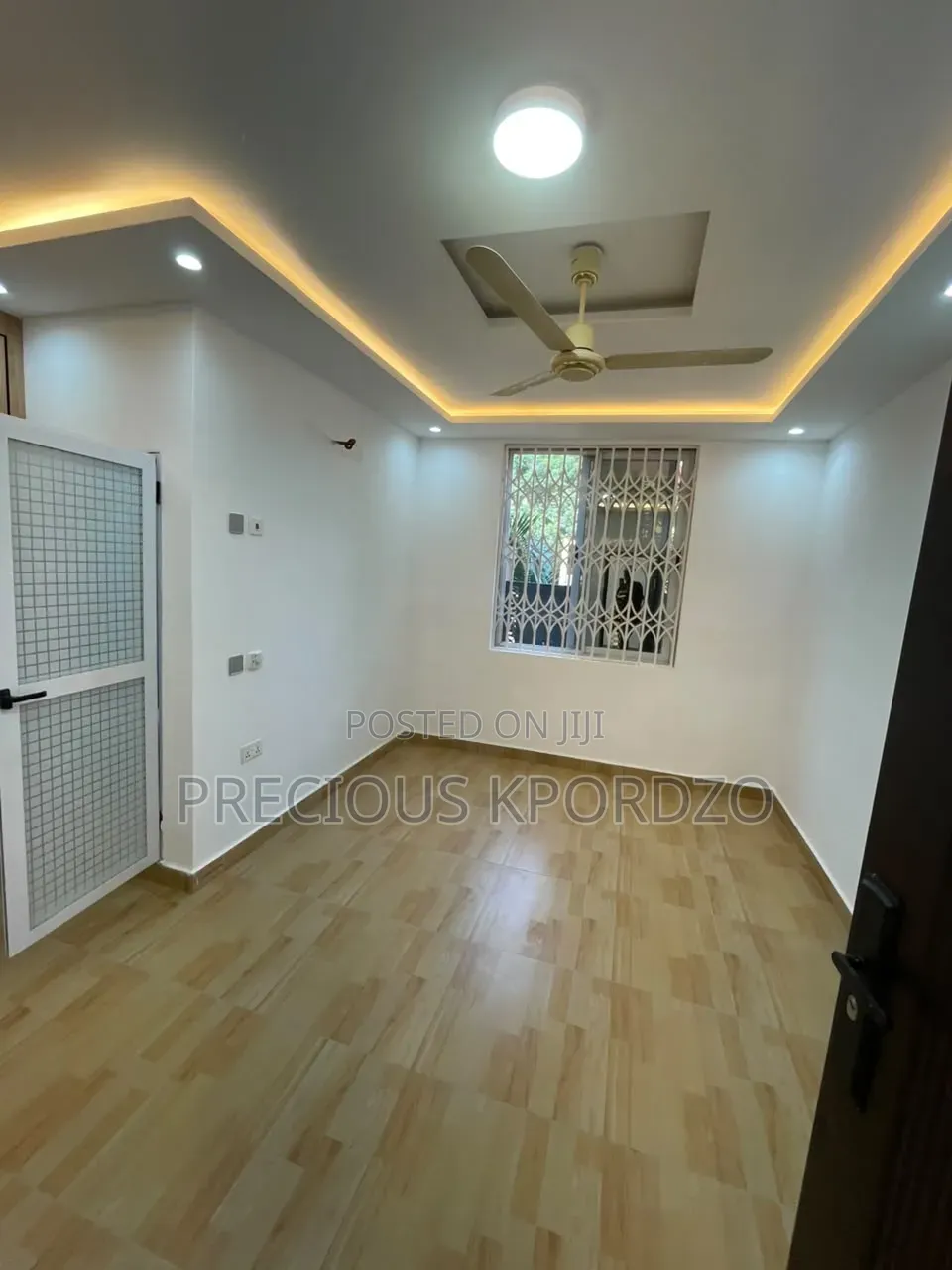 1bdrm Room & Parlour in Pantang, Barrier for rent