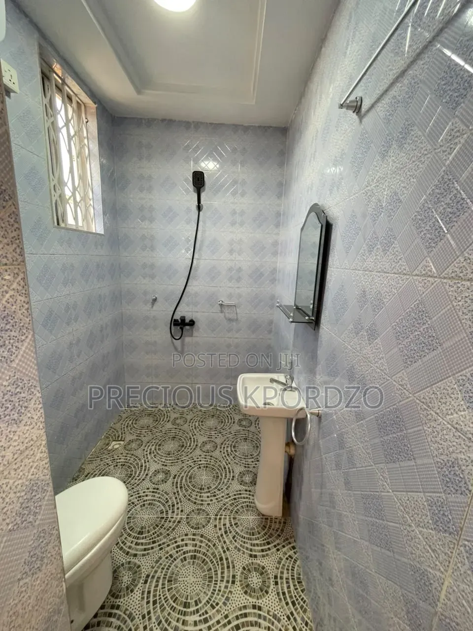 1bdrm Room & Parlour in Pantang, Barrier for rent