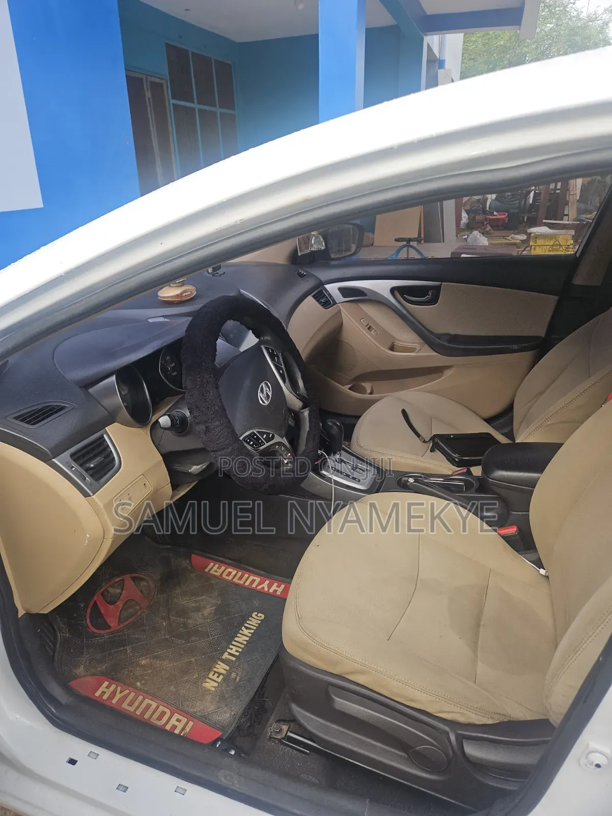 Hyundai Elantra 2012 White