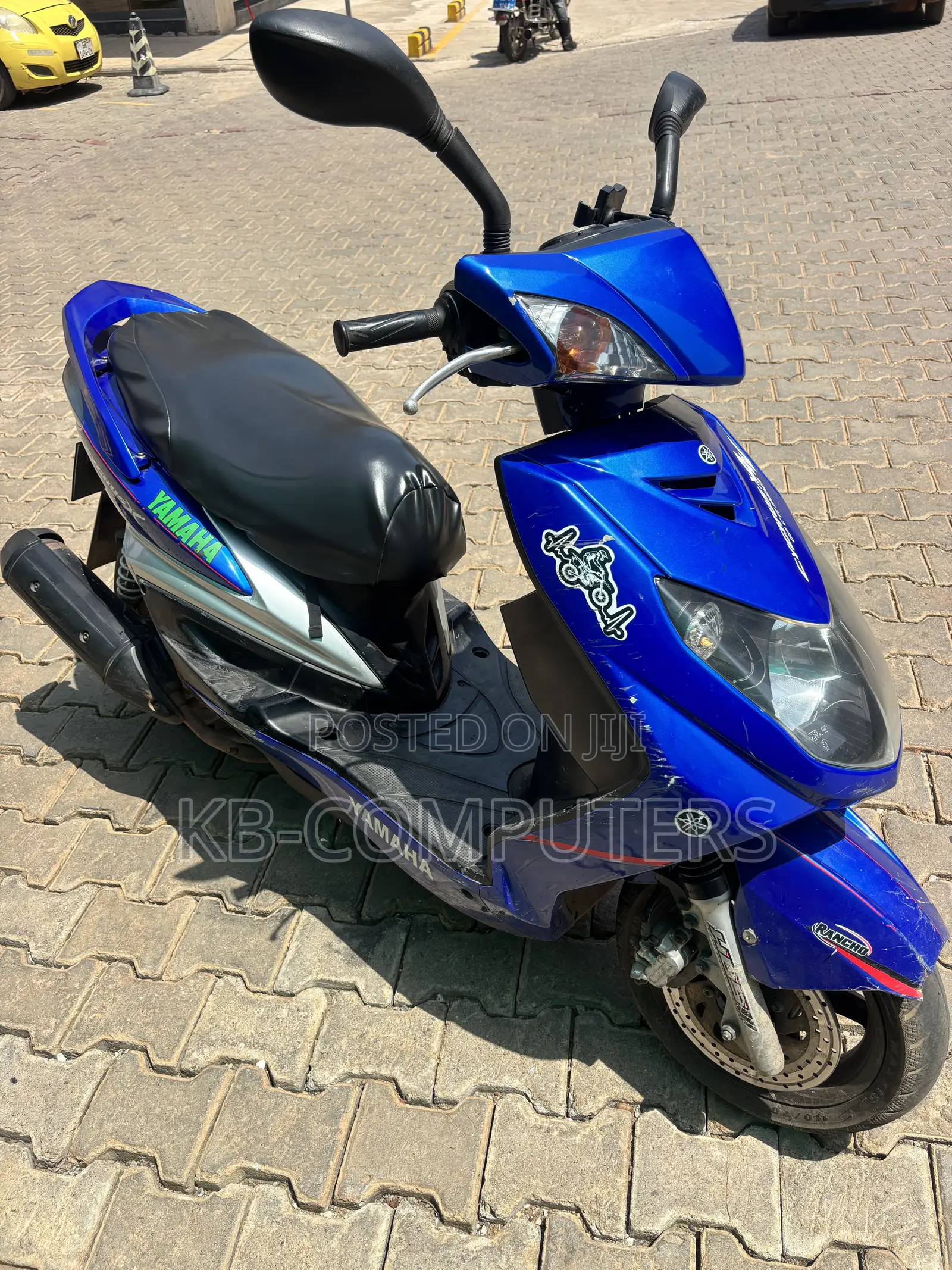 Yamaha 2010 Blue