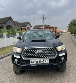 Toyota Tacoma 2019 Black