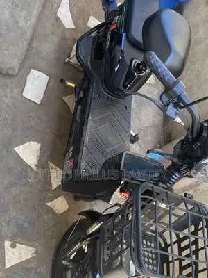 New Royal Motorcycle 2025 Black
