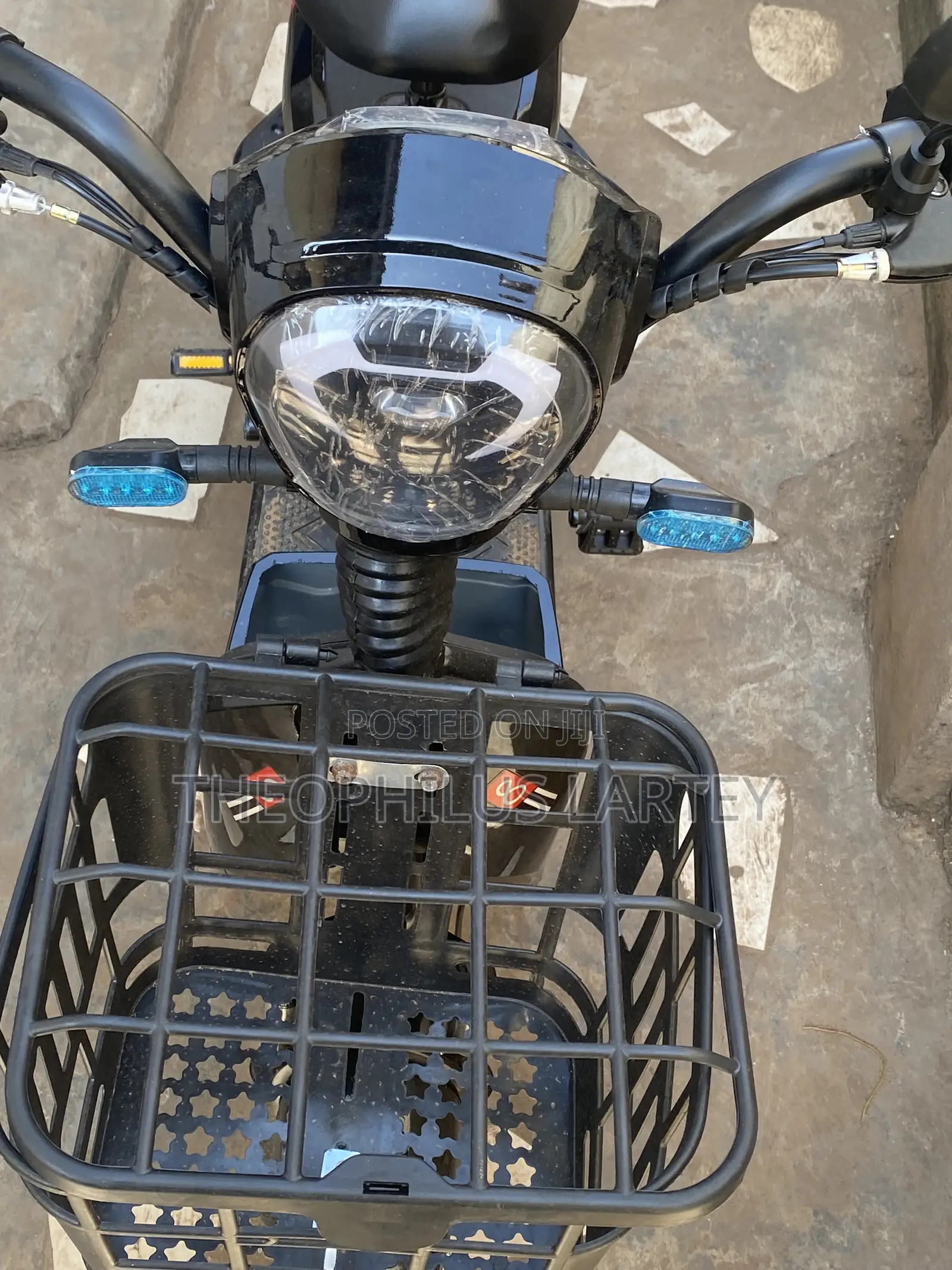 New Royal Motorcycle 2025 Black