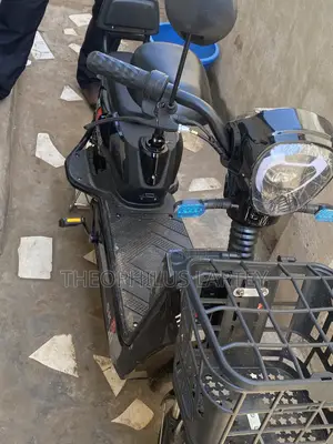 New Royal Motorcycle 2025 Black