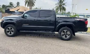 Toyota Tacoma 2019 Black