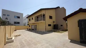 5bdrm House in East Legon for rent