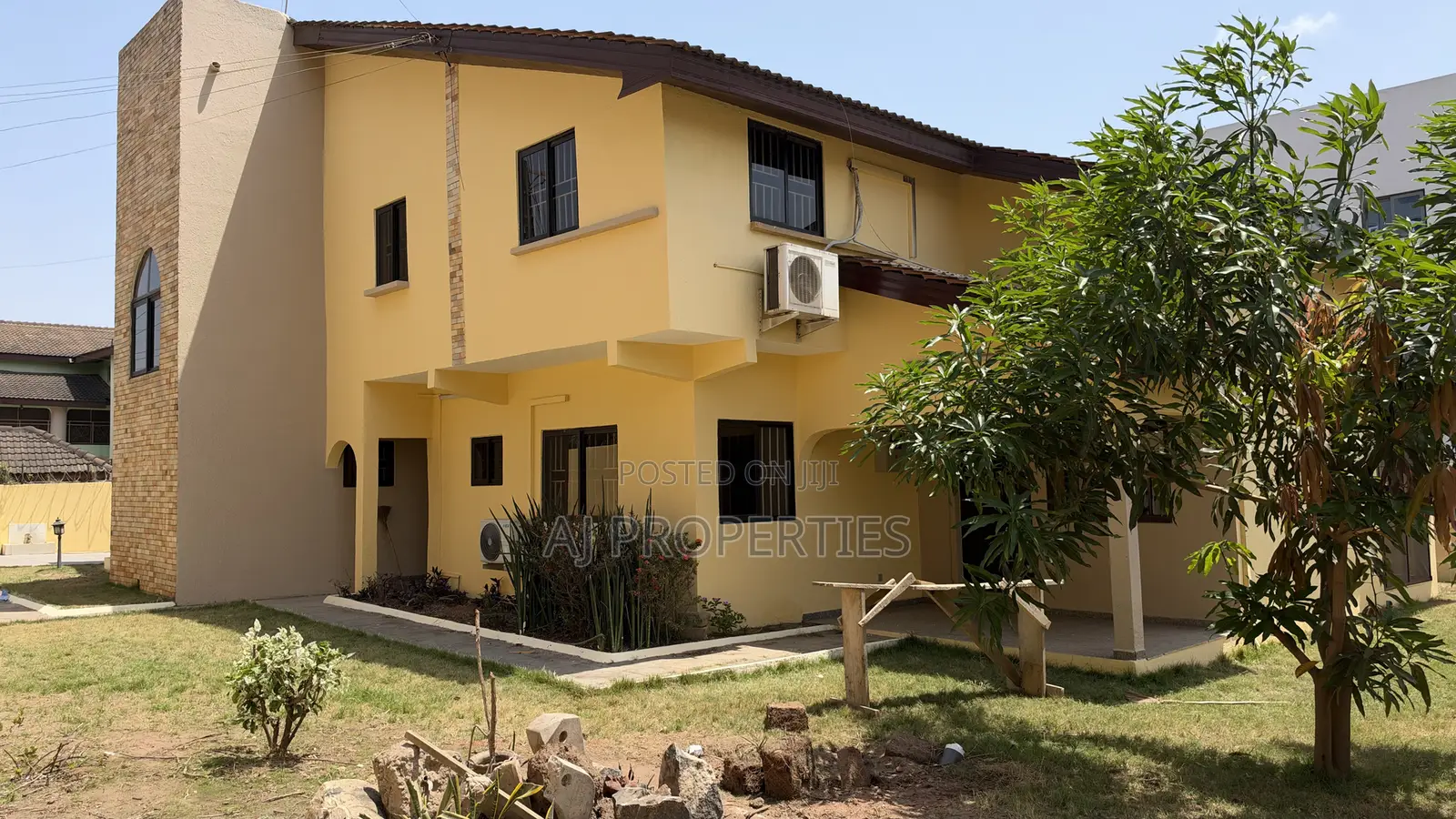 5bdrm House in East Legon for rent