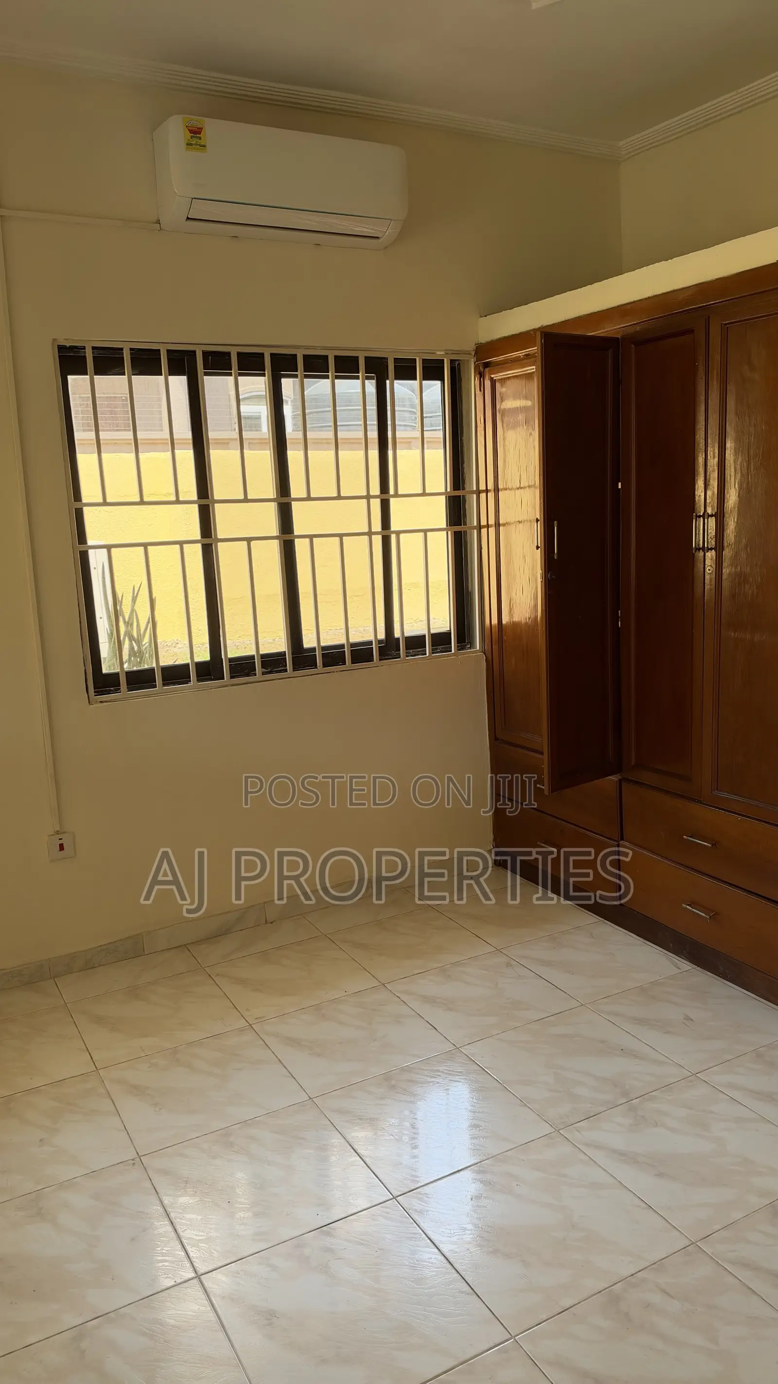 5bdrm House in East Legon for rent