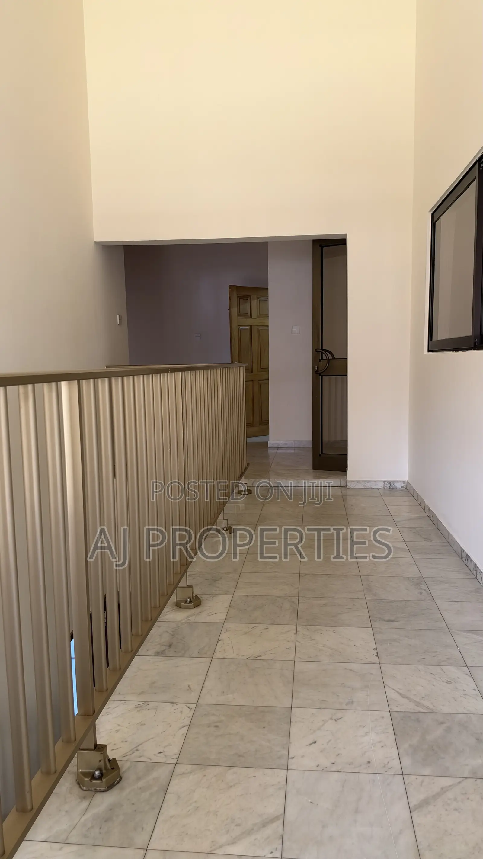 5bdrm House in East Legon for rent