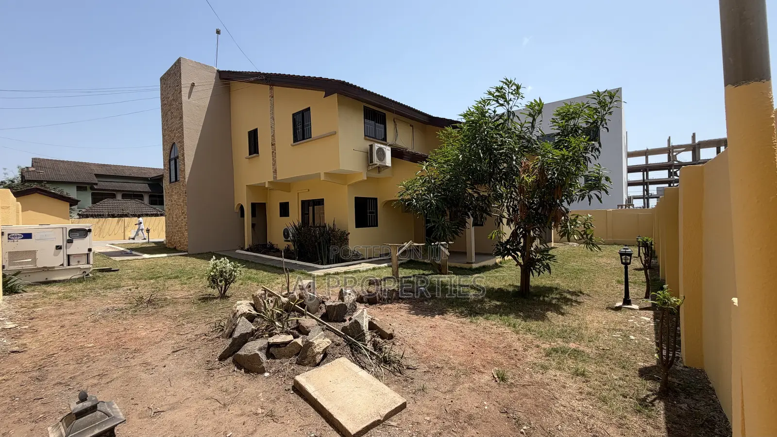 5bdrm House in East Legon for rent