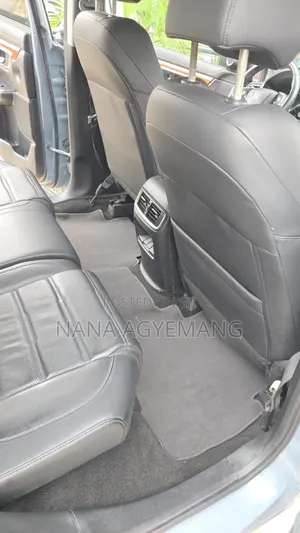 Honda CR-V Touring 2022 Gray