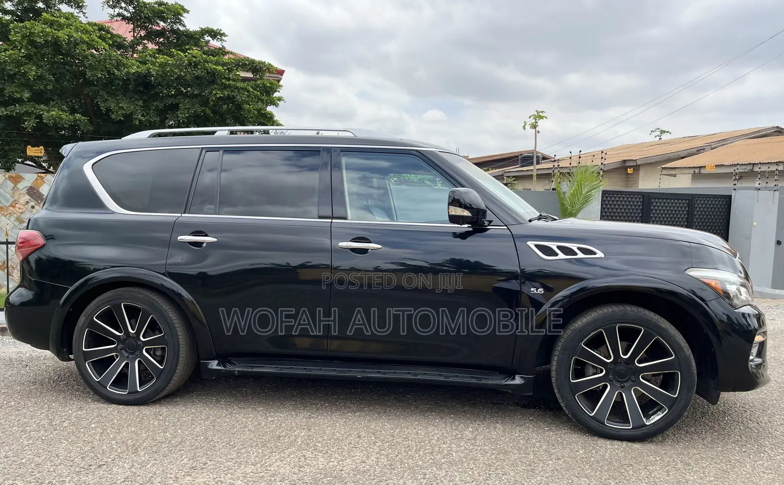 Infiniti QX80 2015 Black