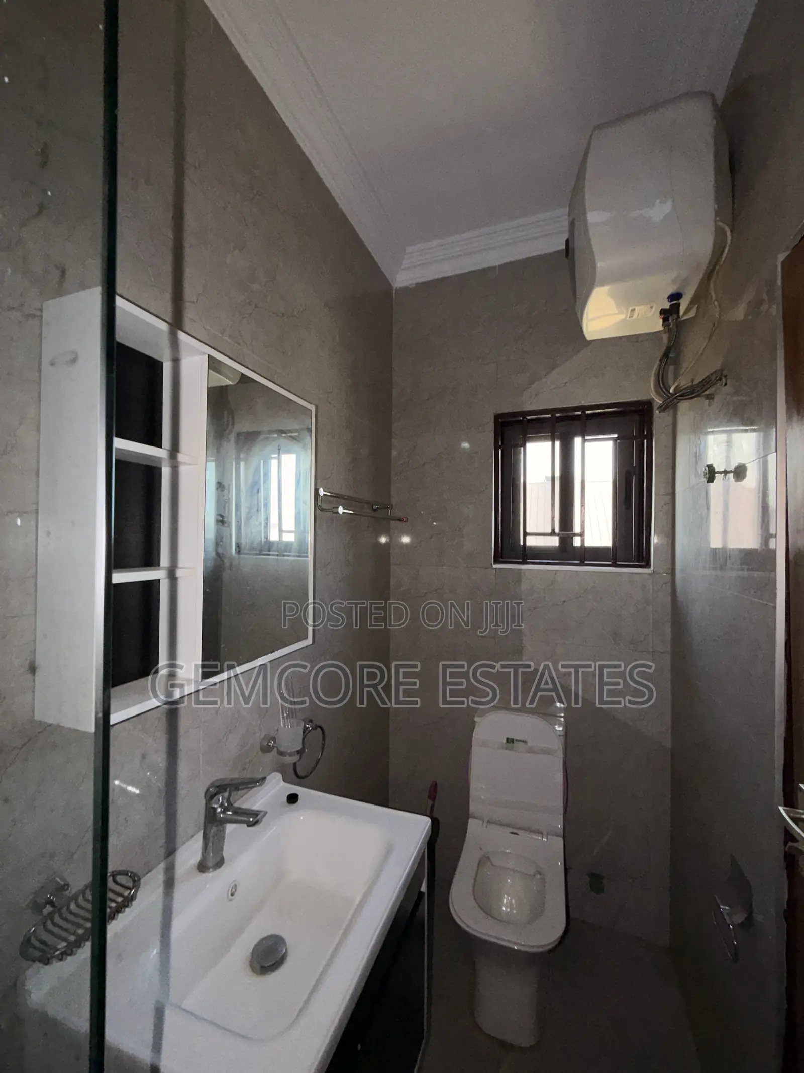 1bdrm Apartment in Adjiringanor, Adjiriganor for rent