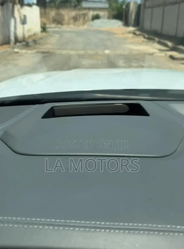 Audi Q8 2021 White