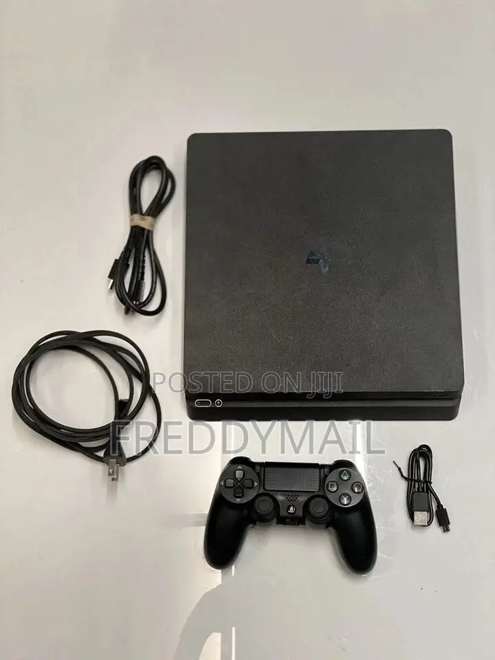 Play Station 4