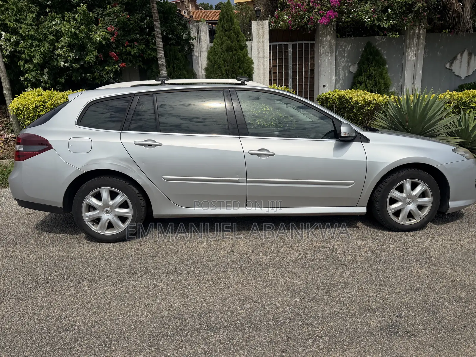 Renault Laguna 2.0T Dynamic 2012 Silver