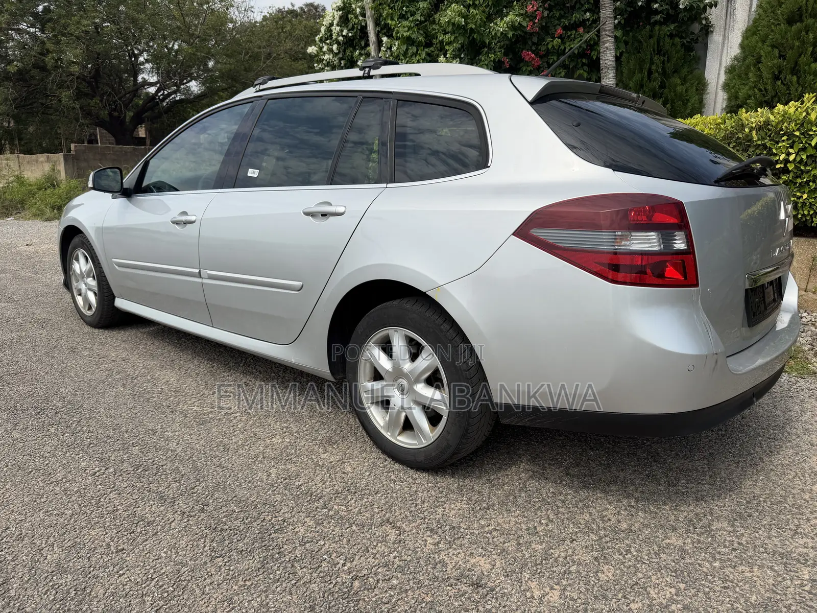 Renault Laguna 2.0T Dynamic 2012 Silver