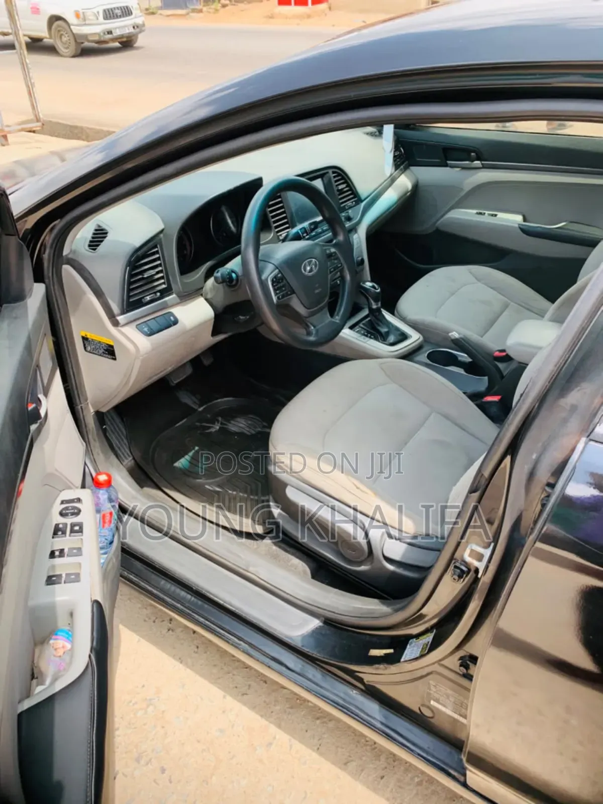 Hyundai Elantra 2016 Black