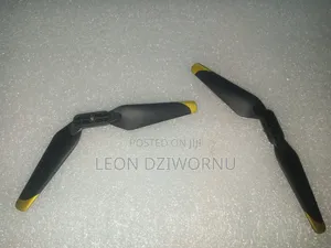 Replacement Folding Drone Propeller Blades (Yellow Tip)