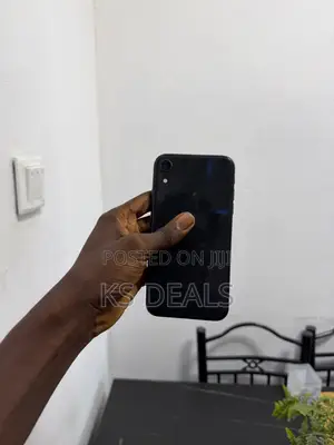 New Apple iPhone XR 64 GB Black