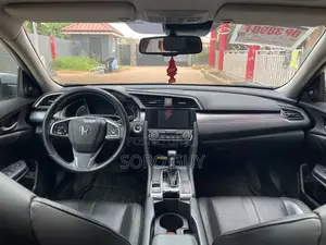 Honda Civic Touring Sedan 2018 Silver