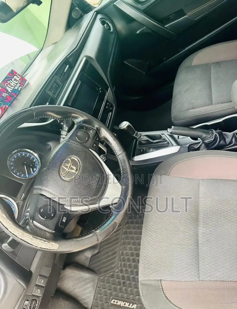 Toyota Corolla 2019 Gray
