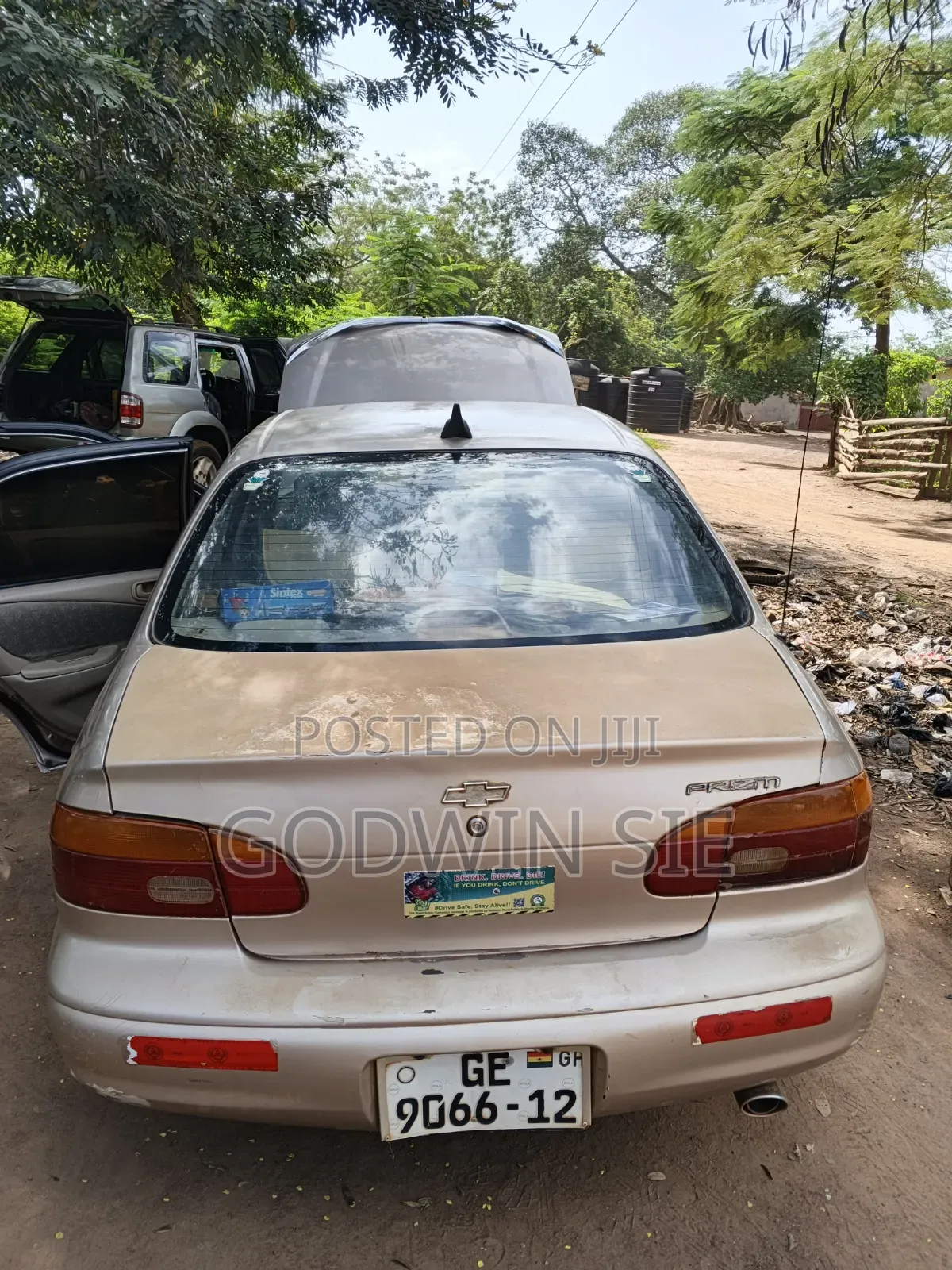Chevrolet Prizm Automatic 2001 Silver