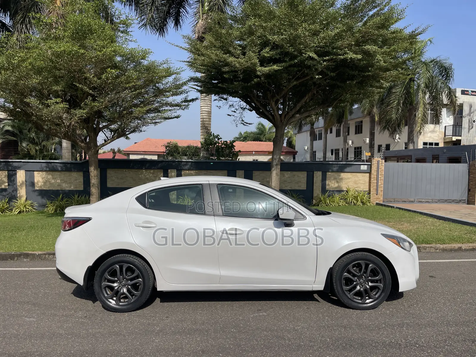 Toyota Yaris iA 1.5 FWD 2019 White
