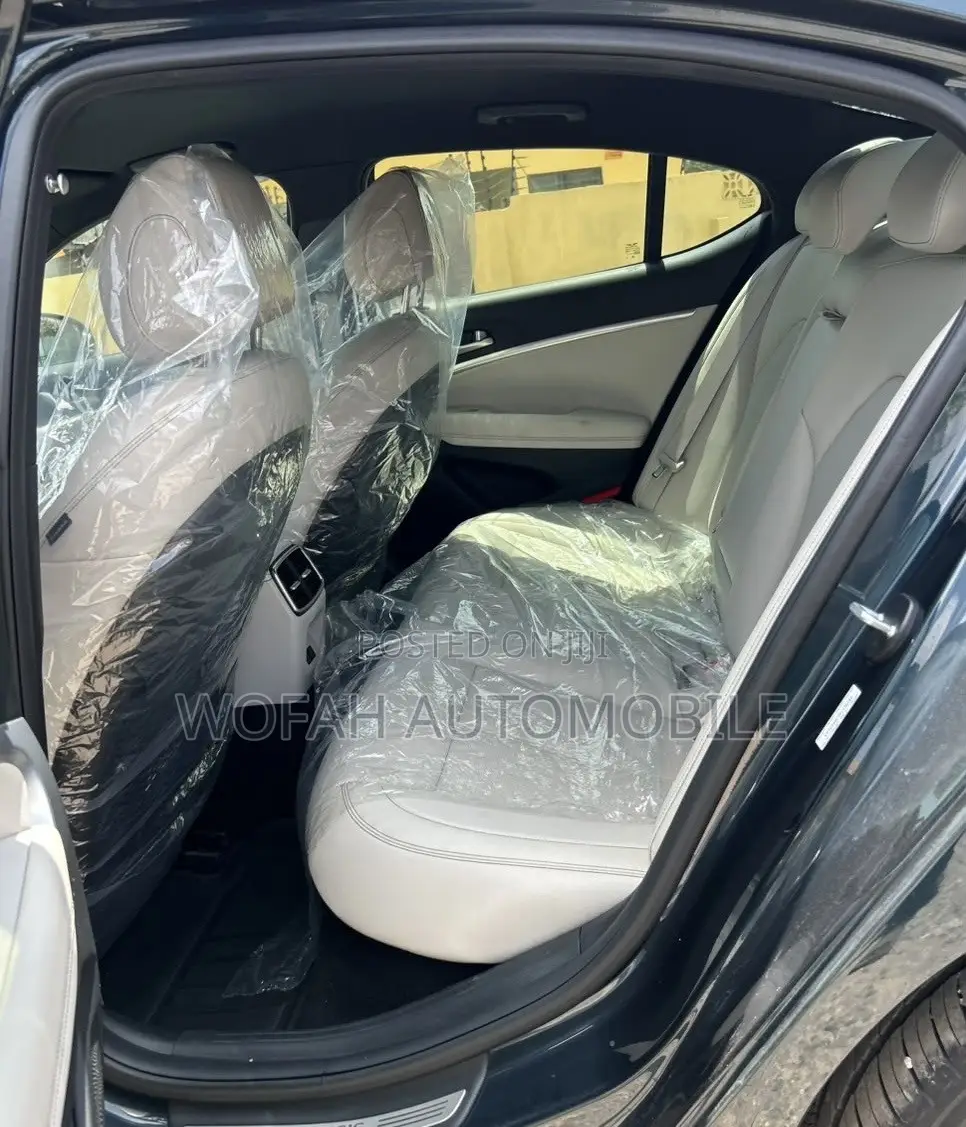 Genesis G70 2023 Black