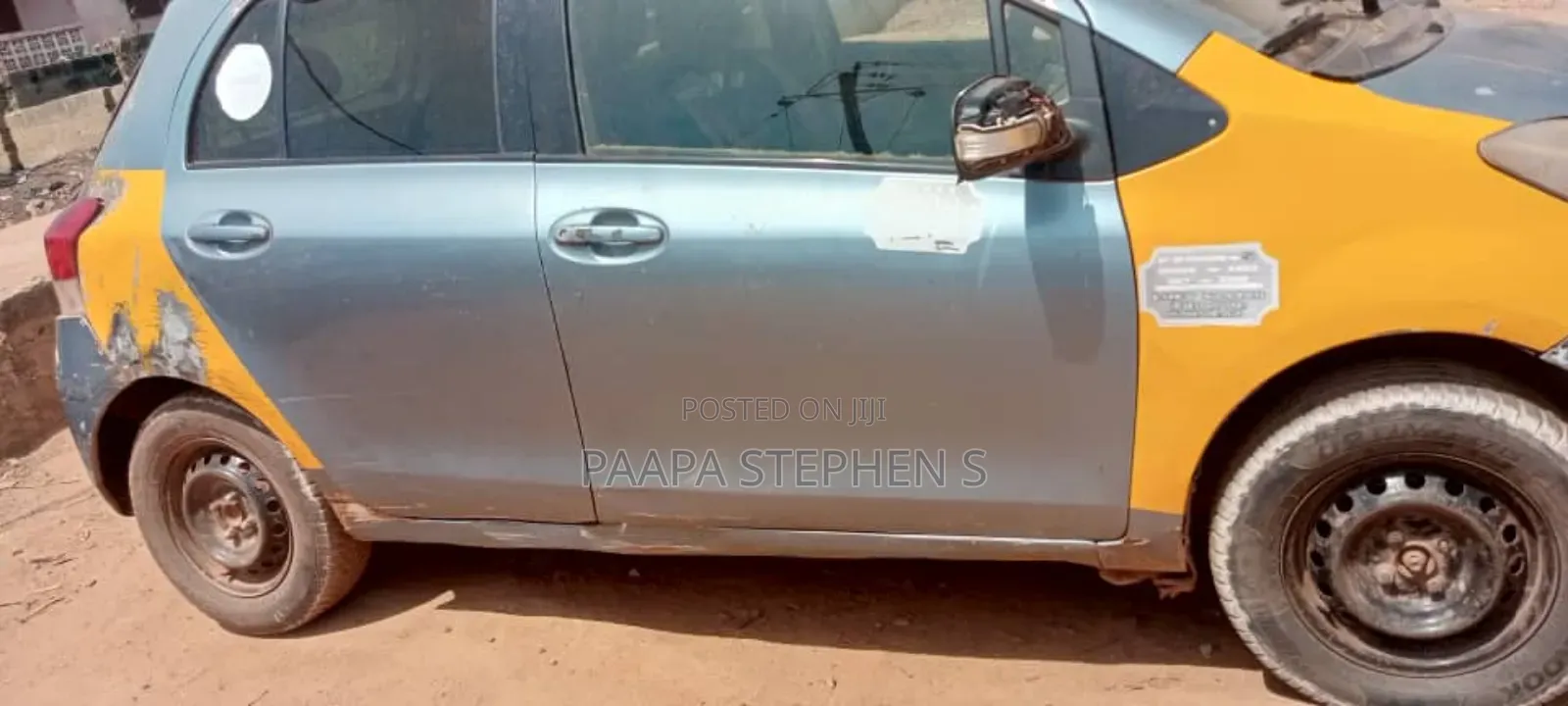Toyota Vitz 2009 Silver